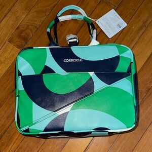 Corkcicle Vibrant Green and Navy Lunch Bag
